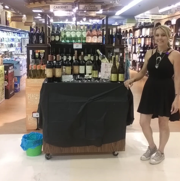 Meet your Posher, Kristina - Picture 2 of 3